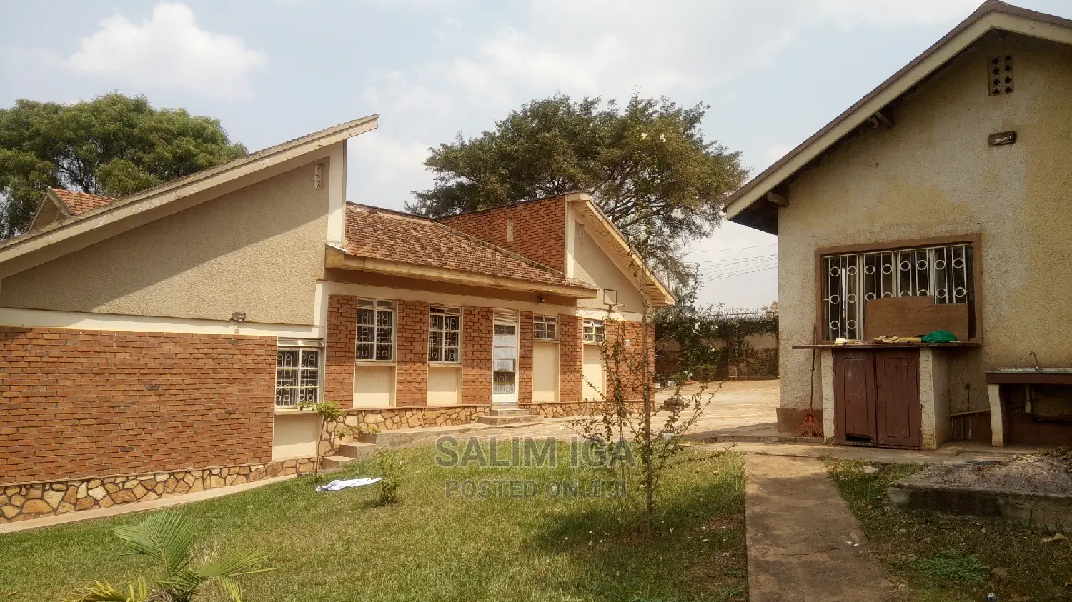 5bdrm Bungalow in Kololo Property, Central Division for Rent in Central Division
