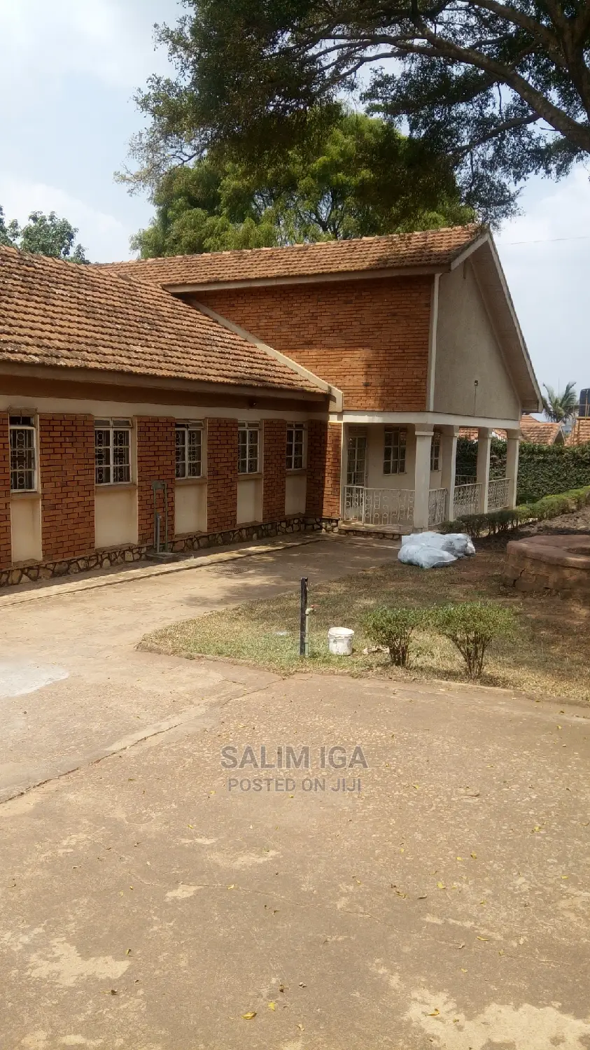 5bdrm Bungalow in Kololo Property, Central Division for Rent in Central Division