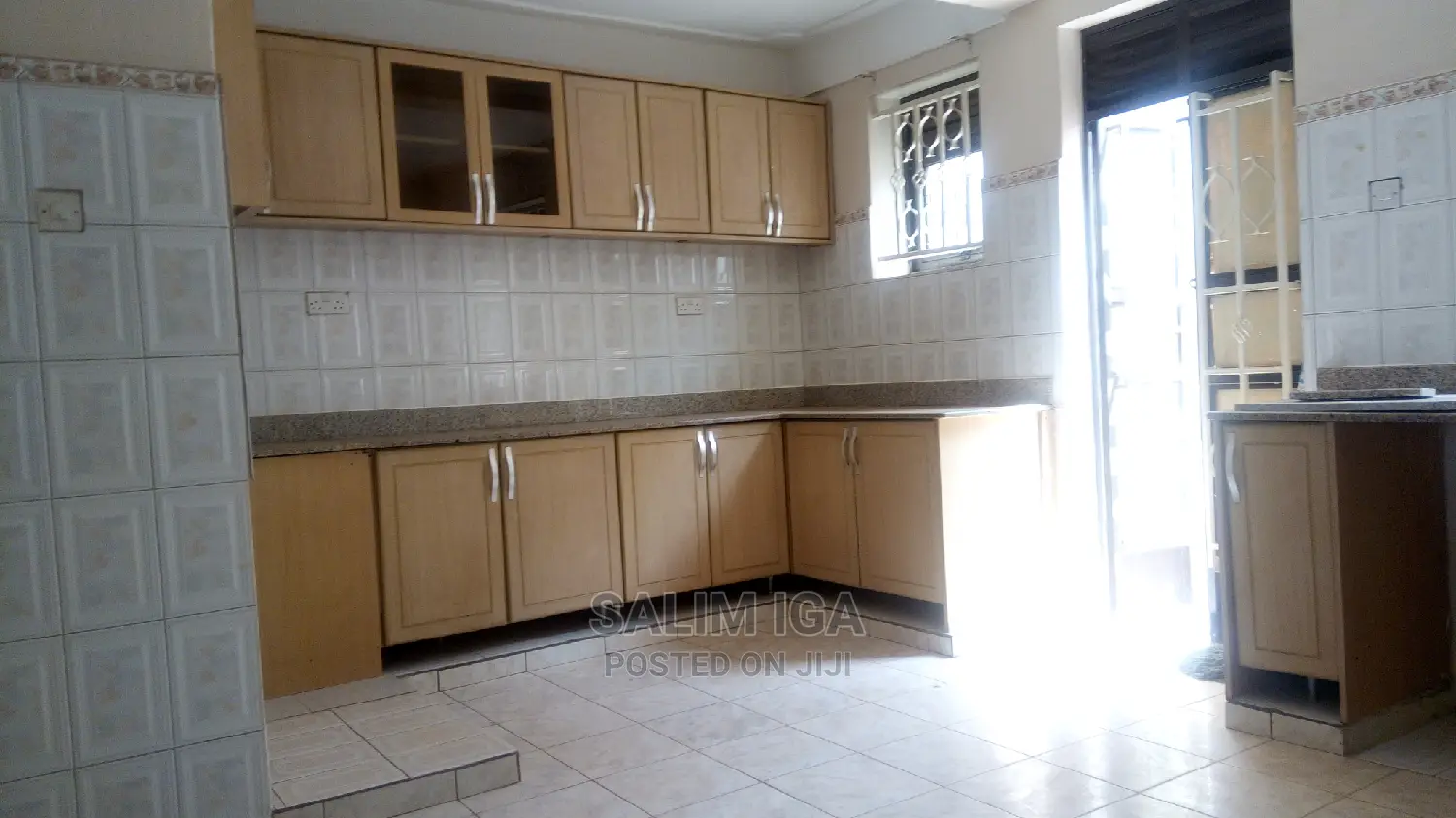 5bdrm Duplex in Kololo Property, Central Division for Rent in Central Division