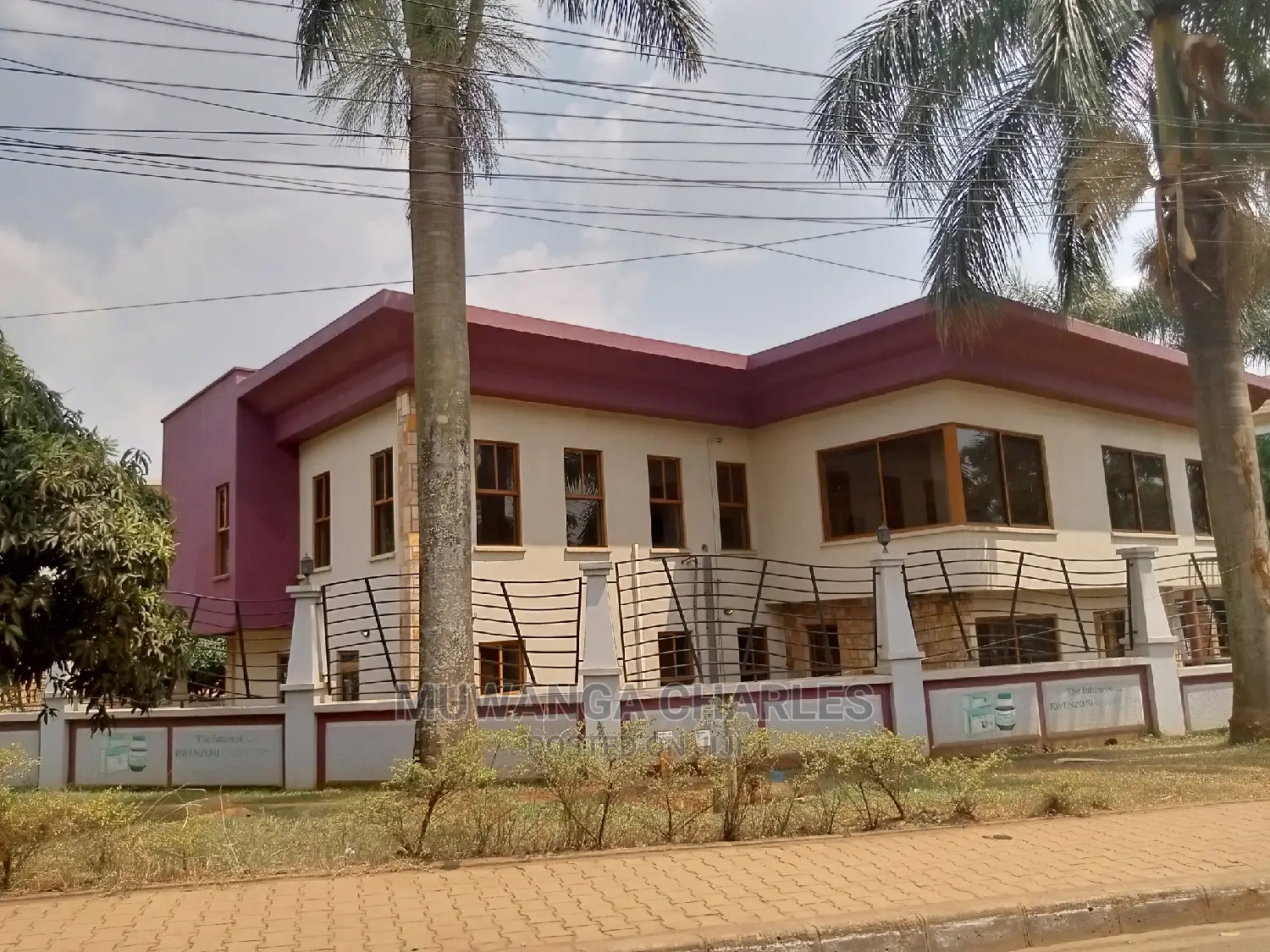 Commercial Office for Rent in Kololo in Central Division