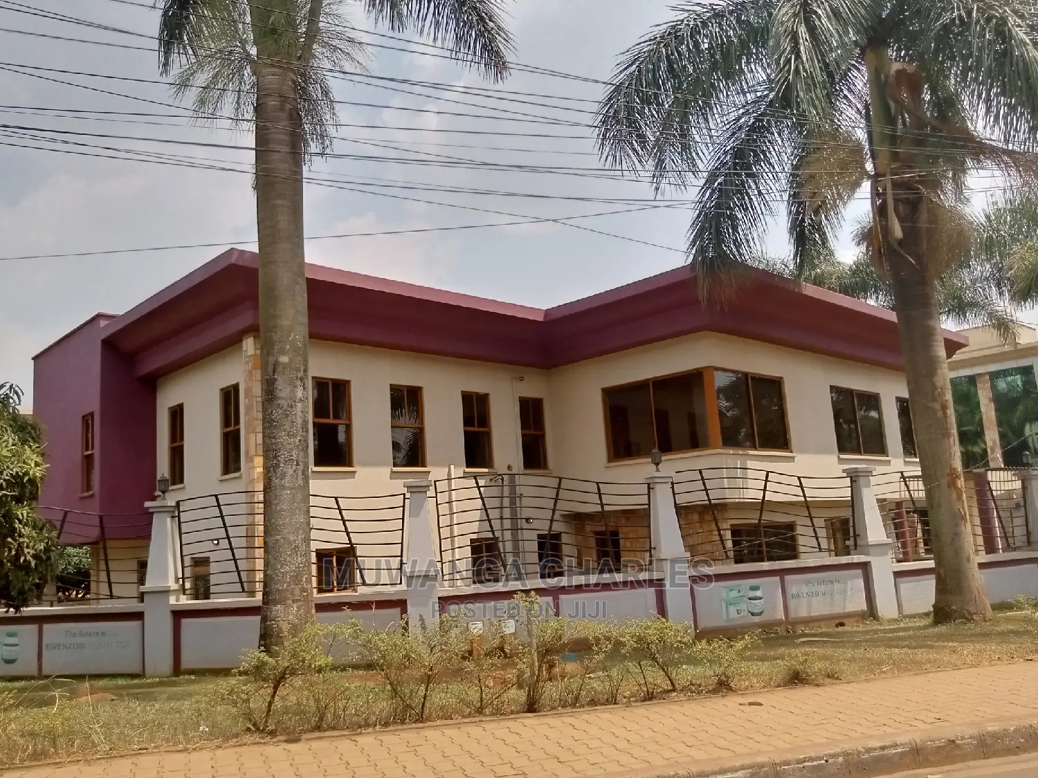 Commercial Office for Rent in Kololo in Central Division