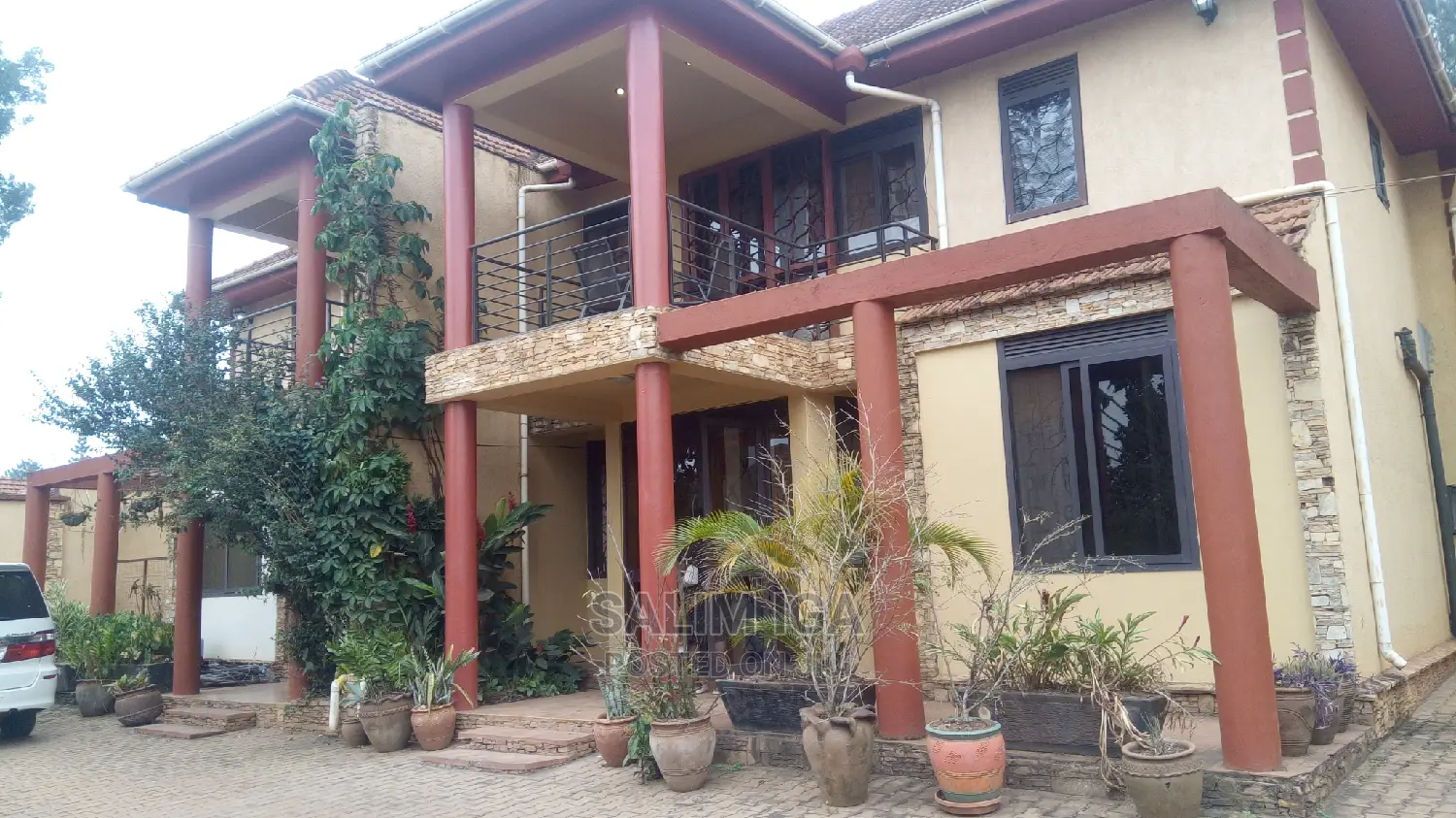 5bdrm Townhouse/Terrace in Kololo Property, Central Division for Rent in Central Division