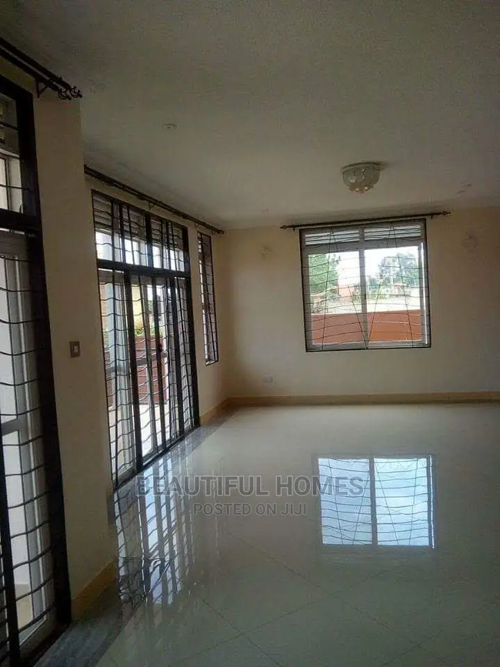 Furnished 1bdrm Condo in Najjera, Central Division for Sale in Central Division