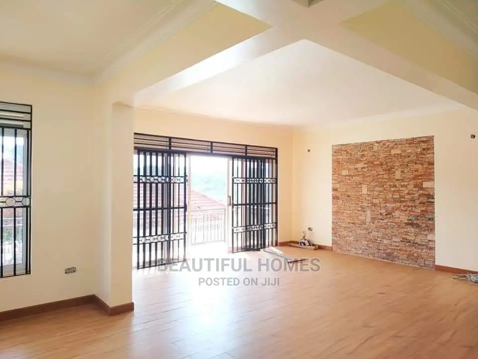 Furnished 4bdrm Bungalow in Kira for Sale in Kira