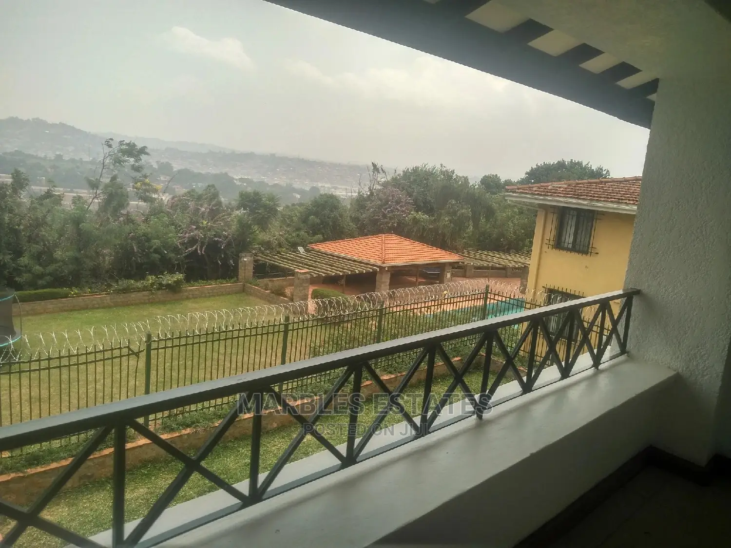 3bdrm Duplex in Mbuya, Central Division for Rent in Central Division