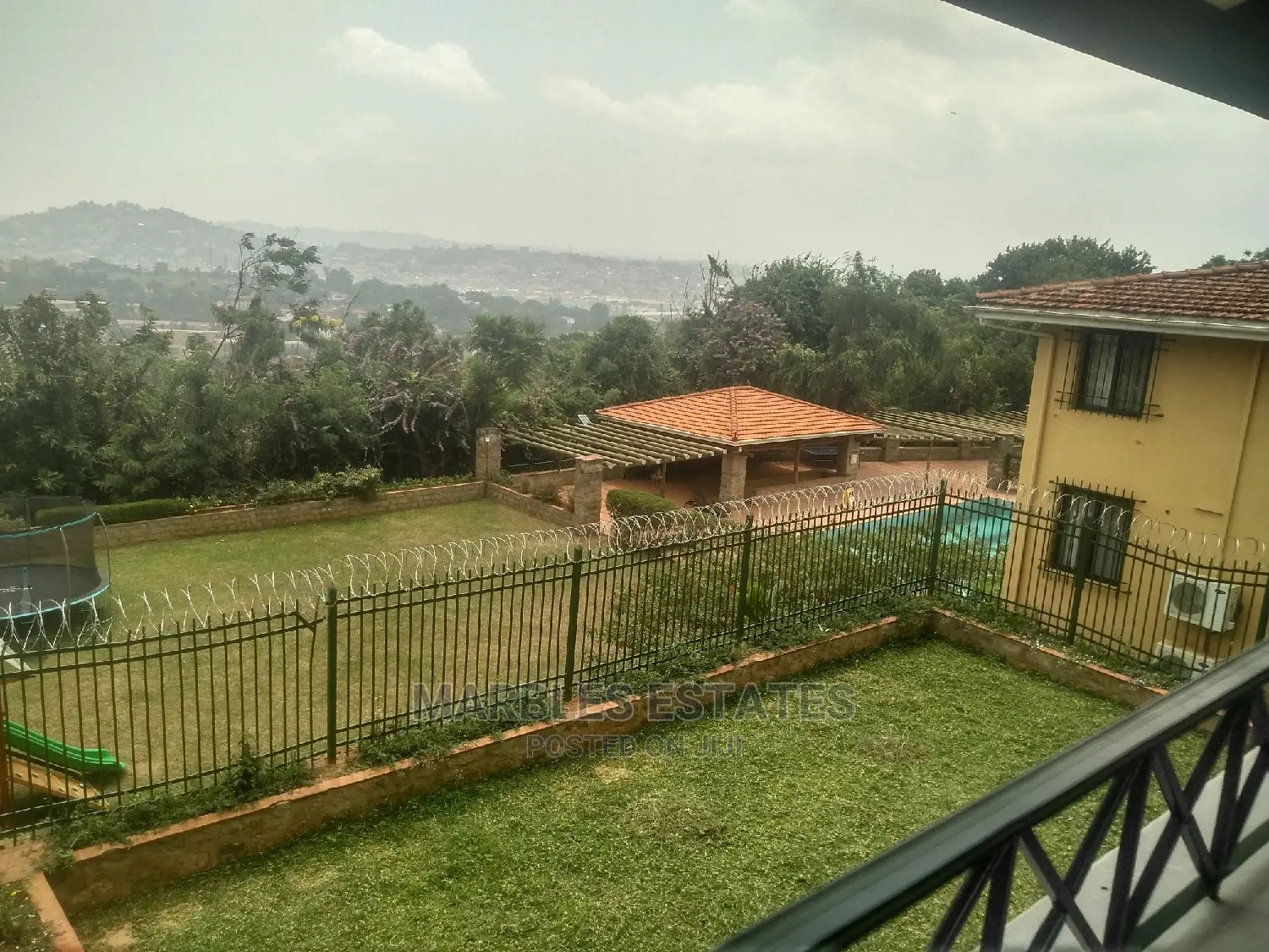 3bdrm Duplex in Mbuya, Central Division for Rent in Central Division