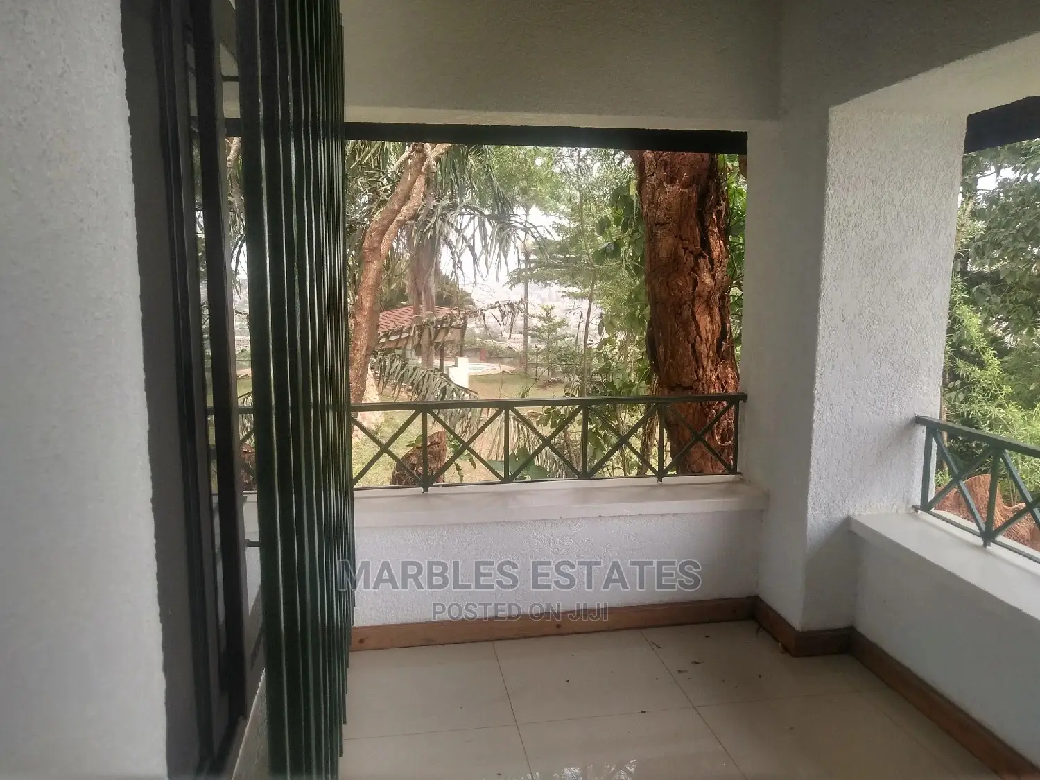3bdrm Duplex in Mbuya, Central Division for Rent in Central Division