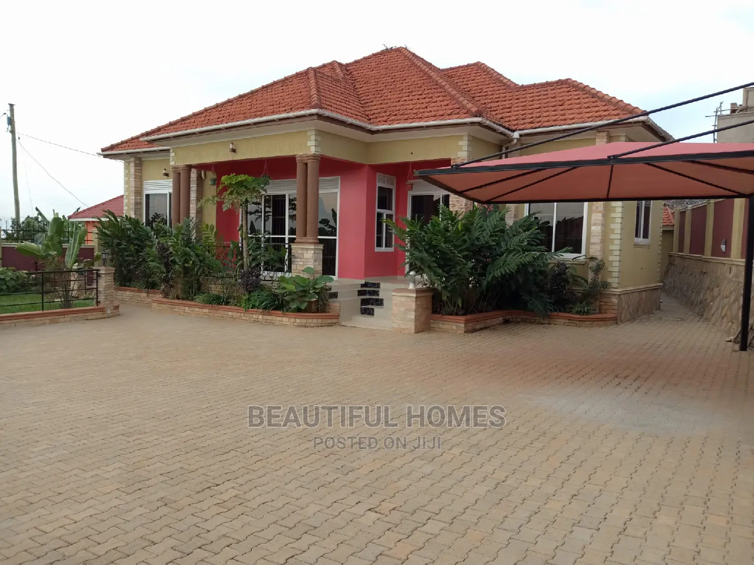 Furnished 4bdrm Bungalow in Kira for Sale in Kira