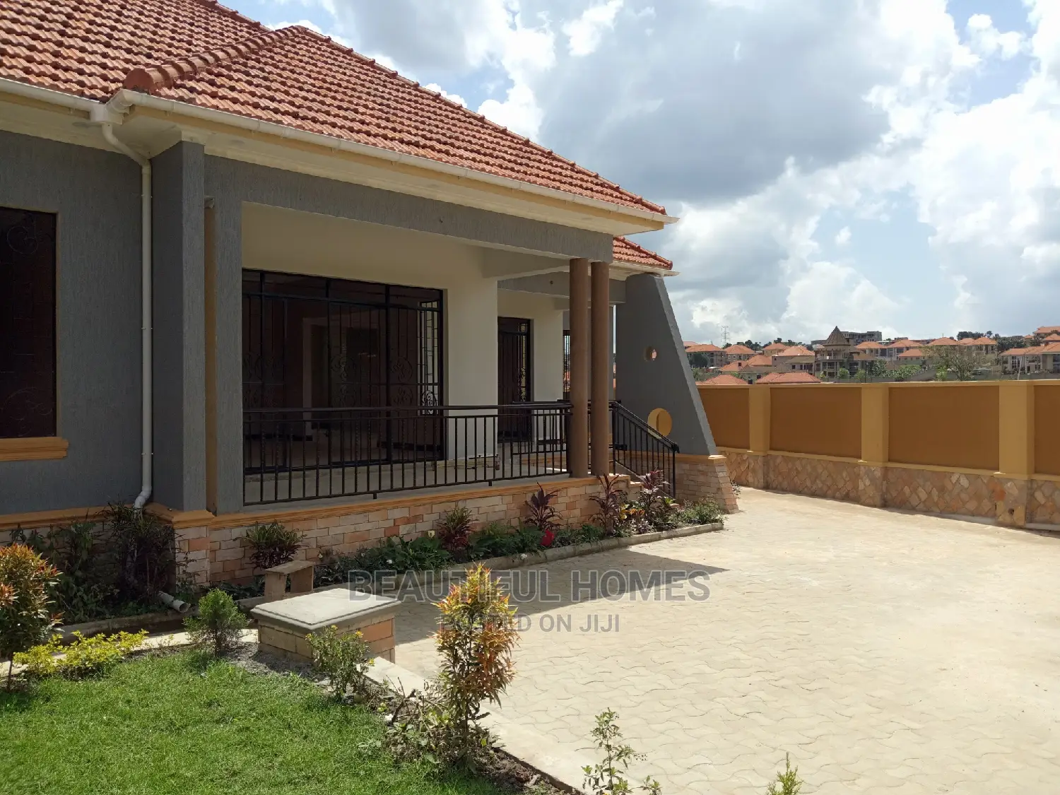 Furnished 4bdrm House in Kira for Sale in Kira