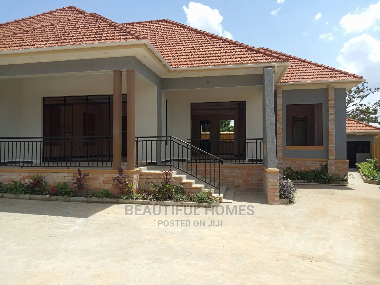 Furnished 4bdrm House in Planned Estate, Kira for Sale in Kira