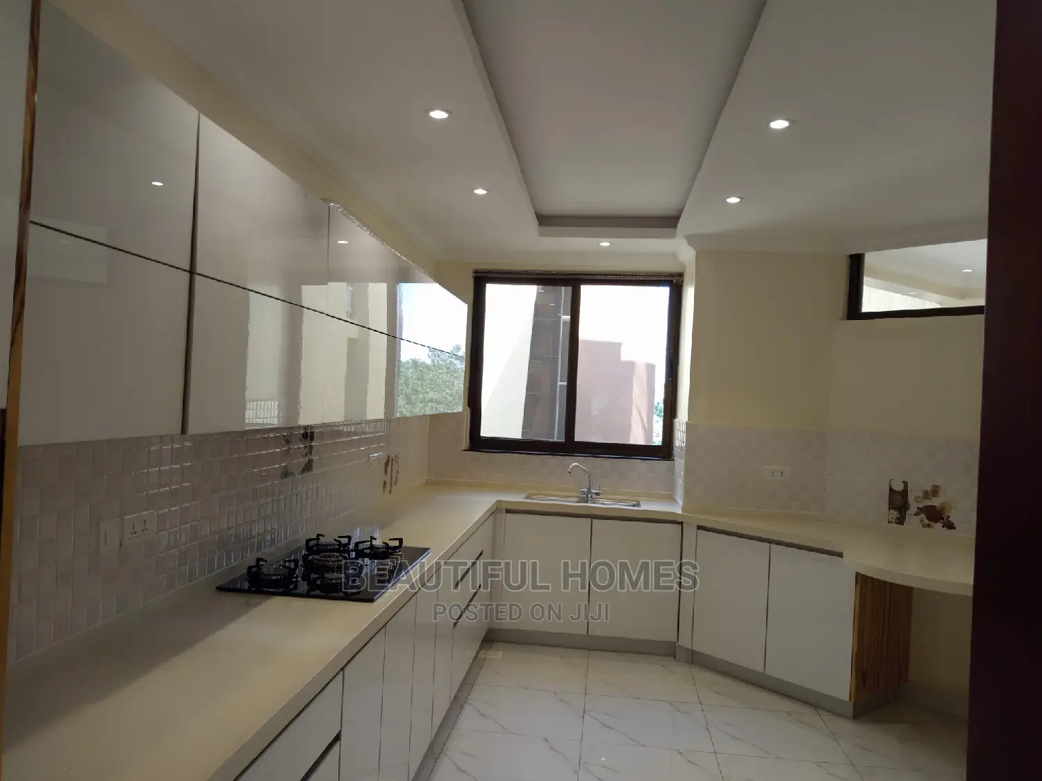 Furnished 3bdrm Condo in Kololo, Central Division for Sale in Central Division