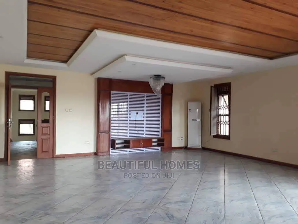 Furnished 6bdrm Mansion in Muyenga Upper, Makindye for Sale in Makindye