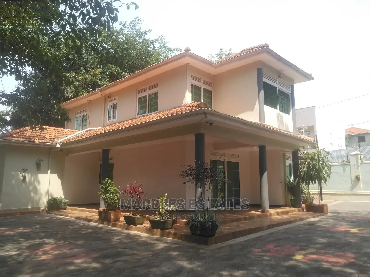 4bdrm House in Muyenga, Central Division for Sale in Central Division