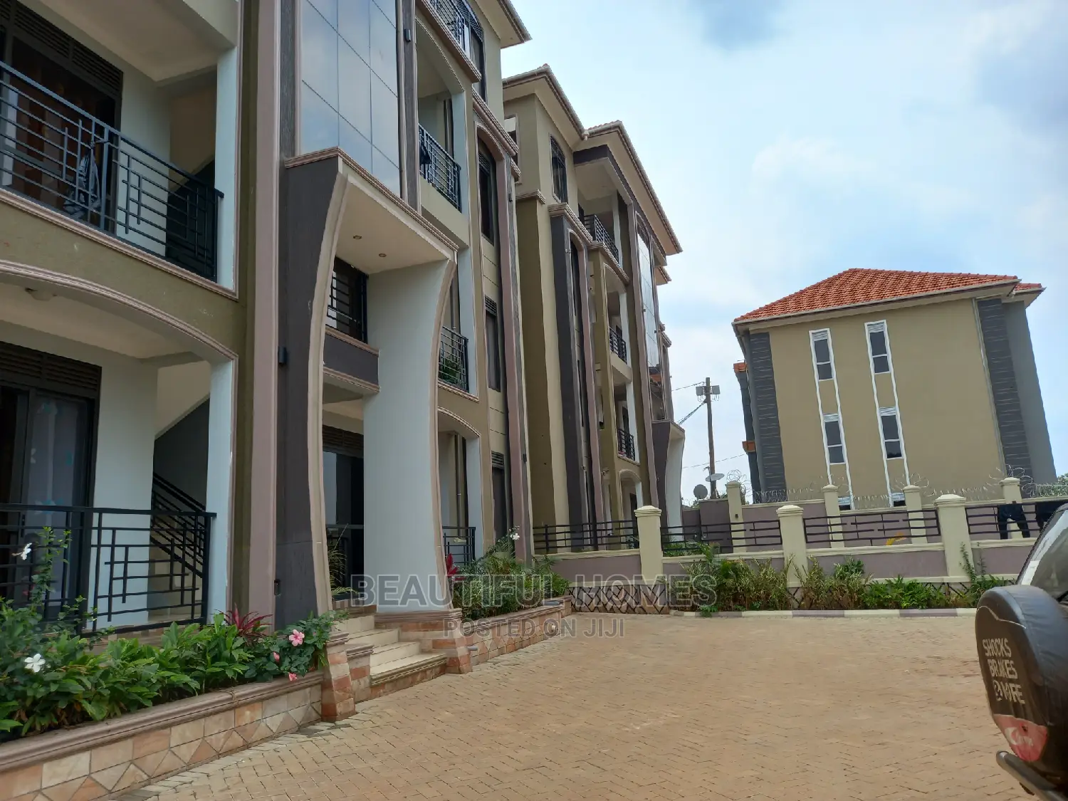Furnished 2bdrm Apartment in Kisaasi, Central Division for Sale in Central Division