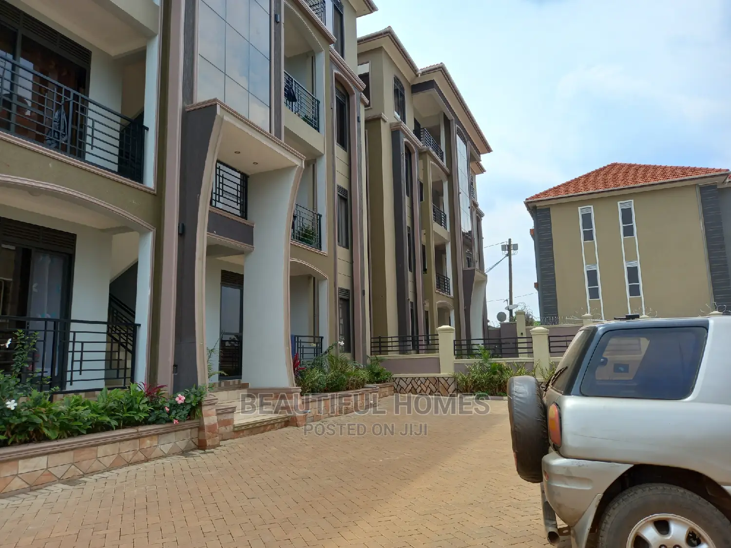 Furnished 2bdrm Apartment in Kisaasi, Central Division for Sale in Central Division