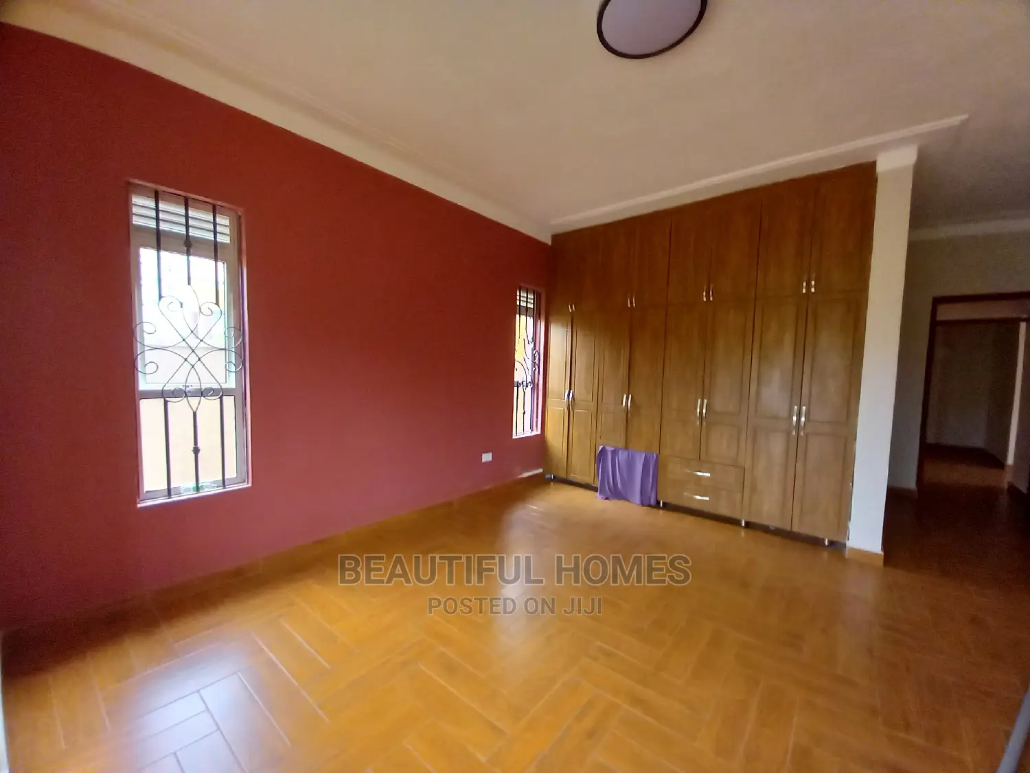 Furnished 2bdrm Apartment in Kisaasi, Central Division for Sale in Central Division