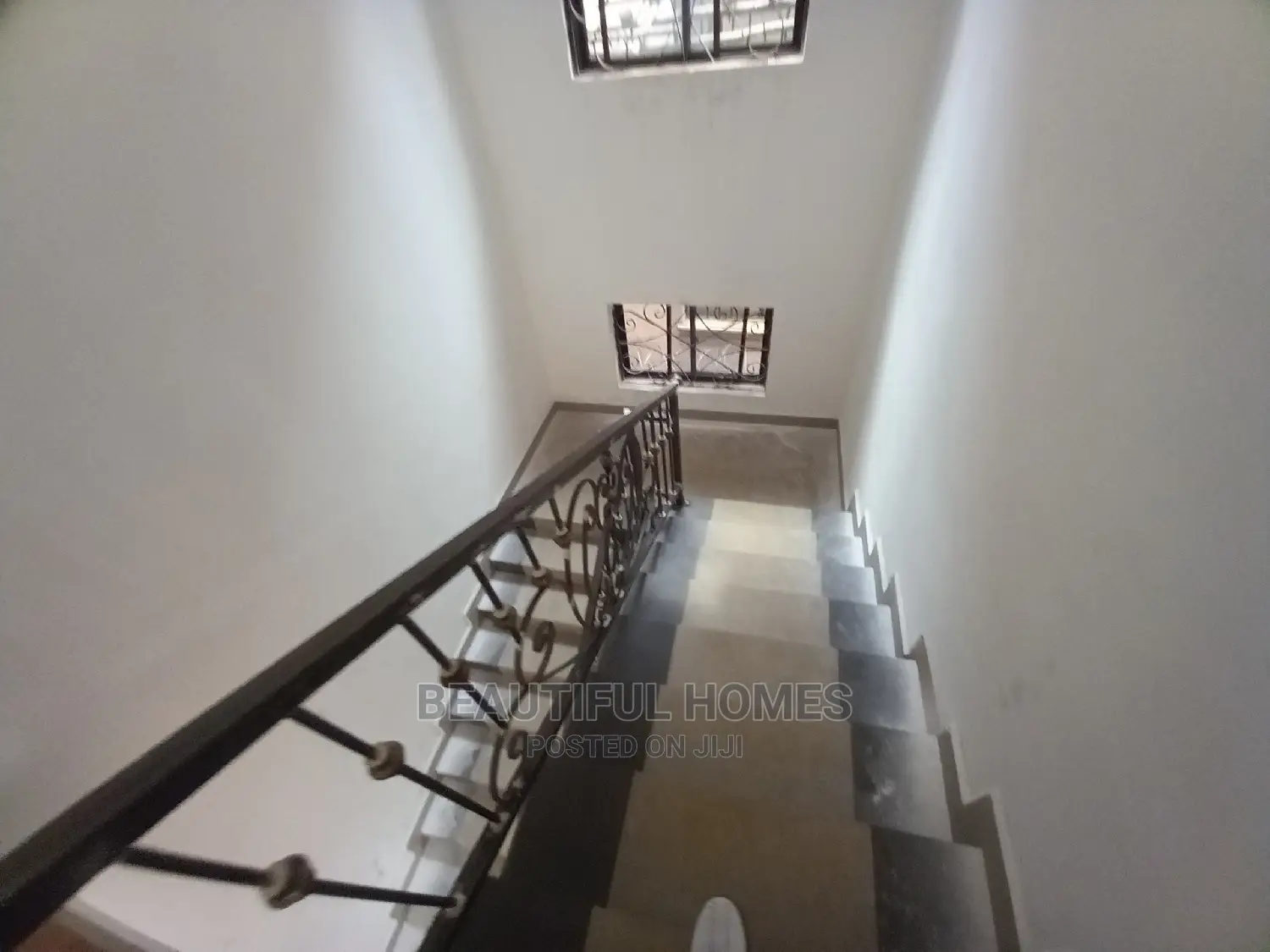 Furnished 4bdrm Mansion in Najjera Gated Estate, Central Division in Central Division