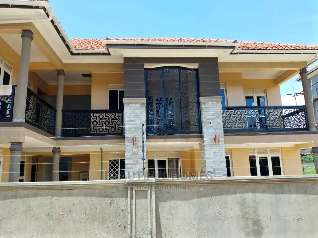 Furnished 2bdrm Apartment in Kisaasi, Central Division for Sale in Central Division