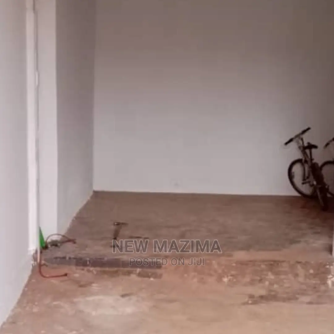 Commercial Busy Shop for Rent in Heart of Katwe Main Road in Makindye