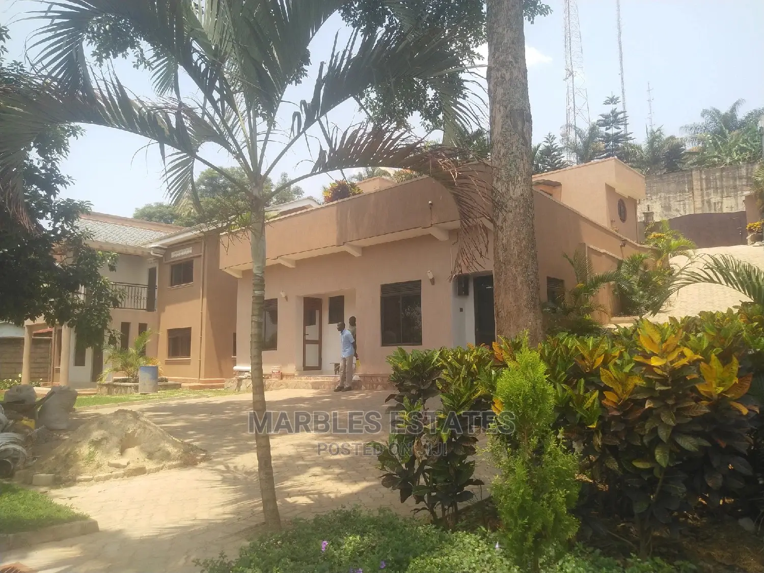 10bdrm House in Kololo, Central Division for Rent in Central Division