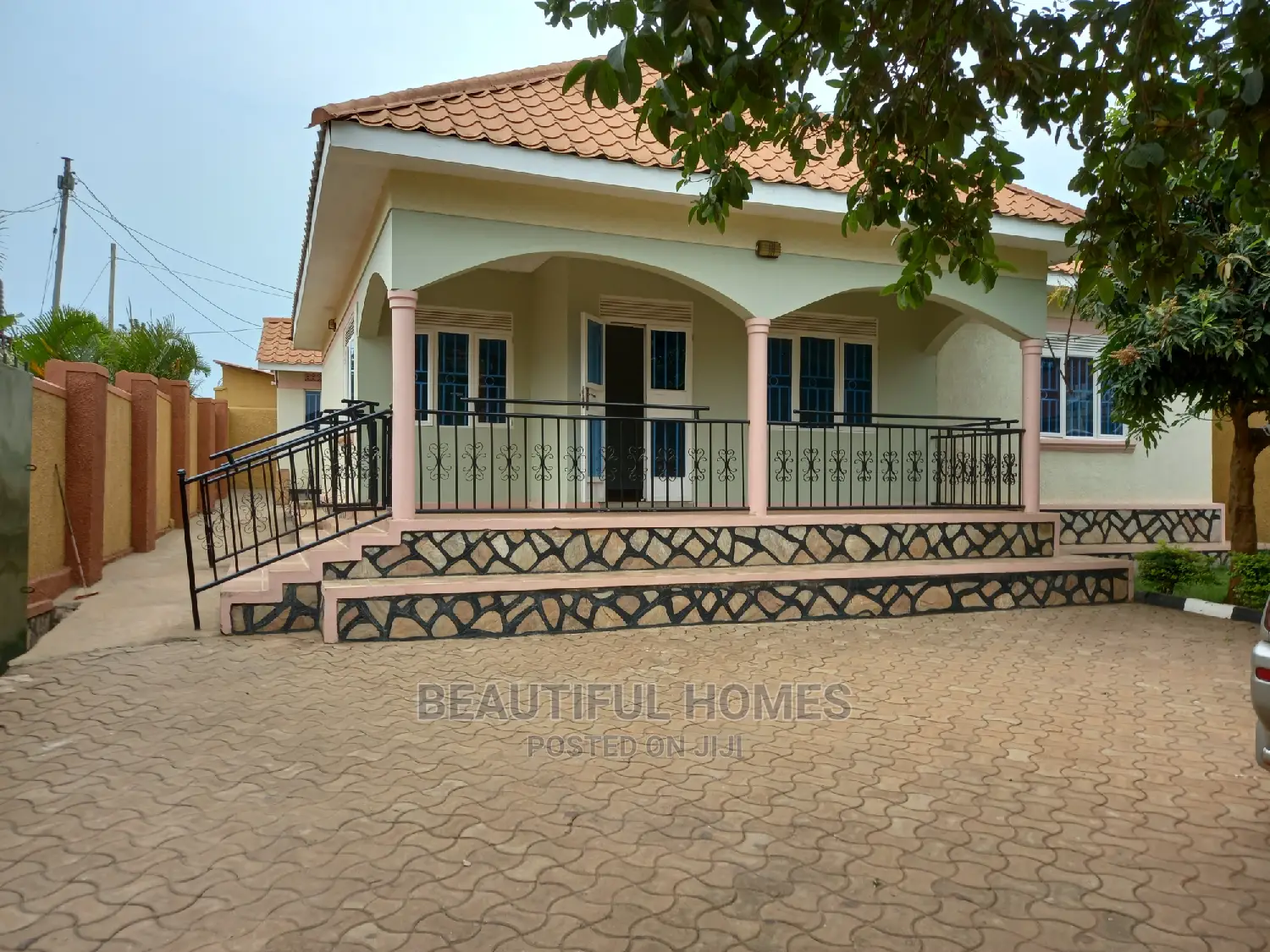 Furnished 4bdrm House in Kyaliwajjara, Central Division for Sale in Central Division