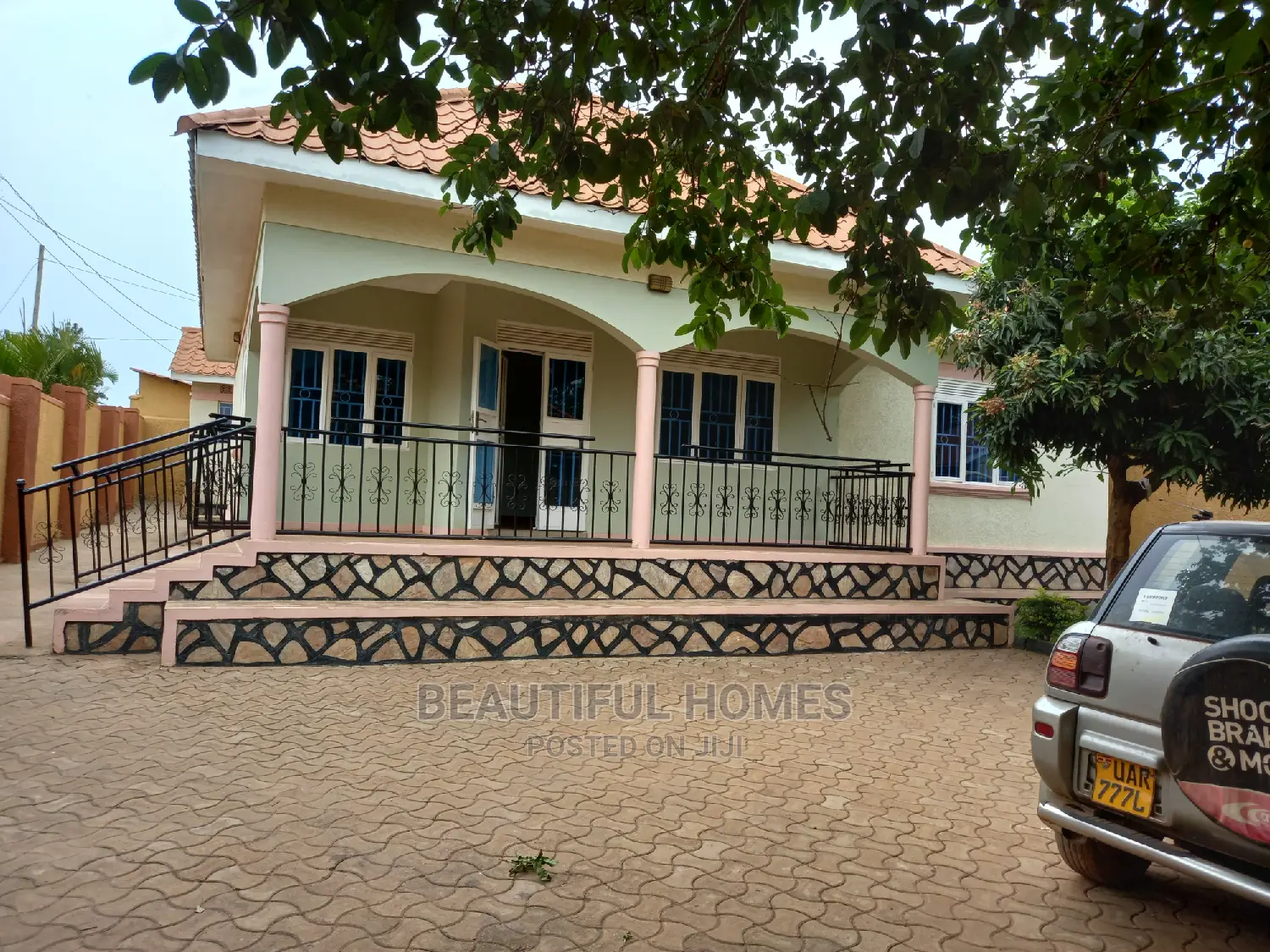 Furnished 4bdrm Bungalow in Near Naalya, Kira for Sale in Kira