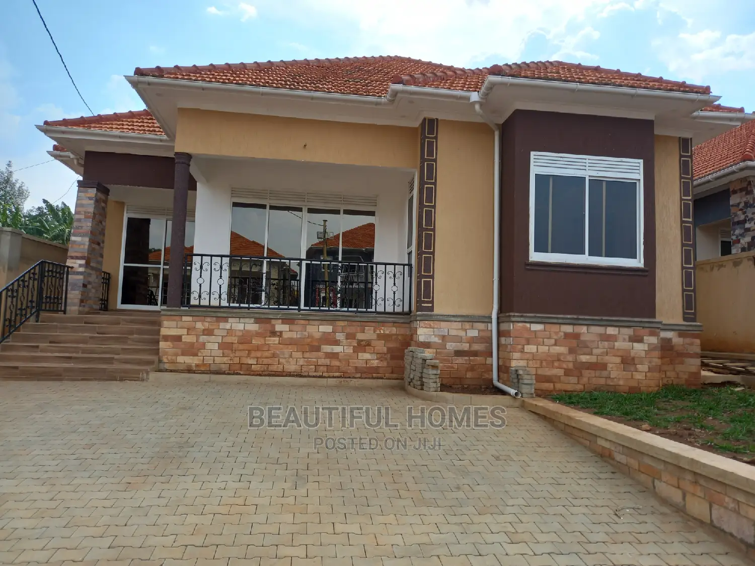 Furnished 4bdrm House in Kira Corporate for Sale in Kira